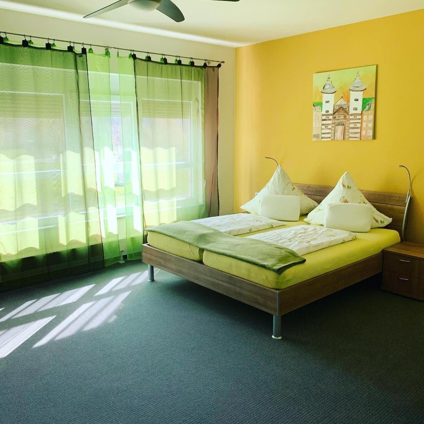 Park-Hotel Leimen Экстерьер фото